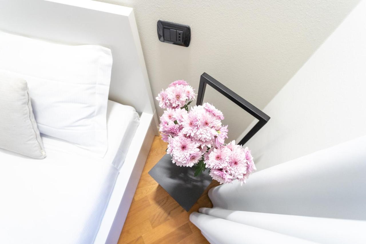 White Flat In Como City Center By Rent All Como Exterior foto
